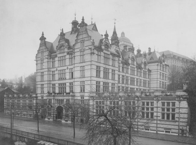 Schulhaus Hirschengraben